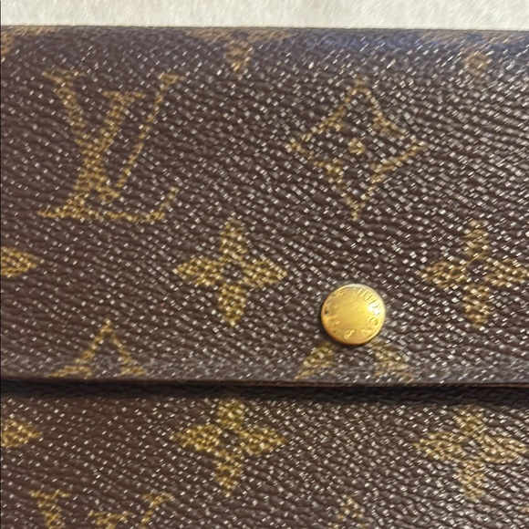 Louis Vuitton Brown Monogram continental Wallet - Picture 3 of 17